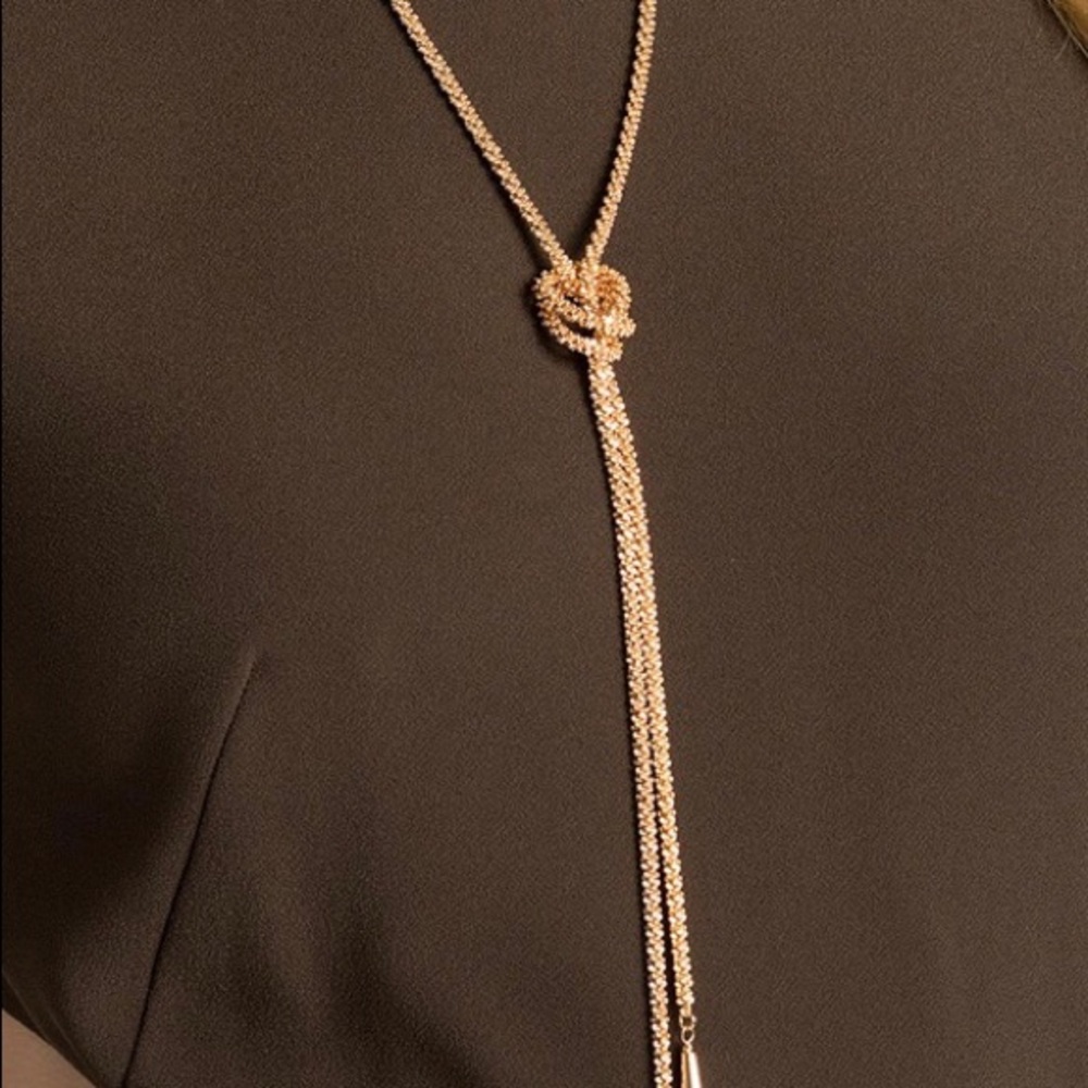 Phara Kendra Scott Necklace - Picture 3 of 6